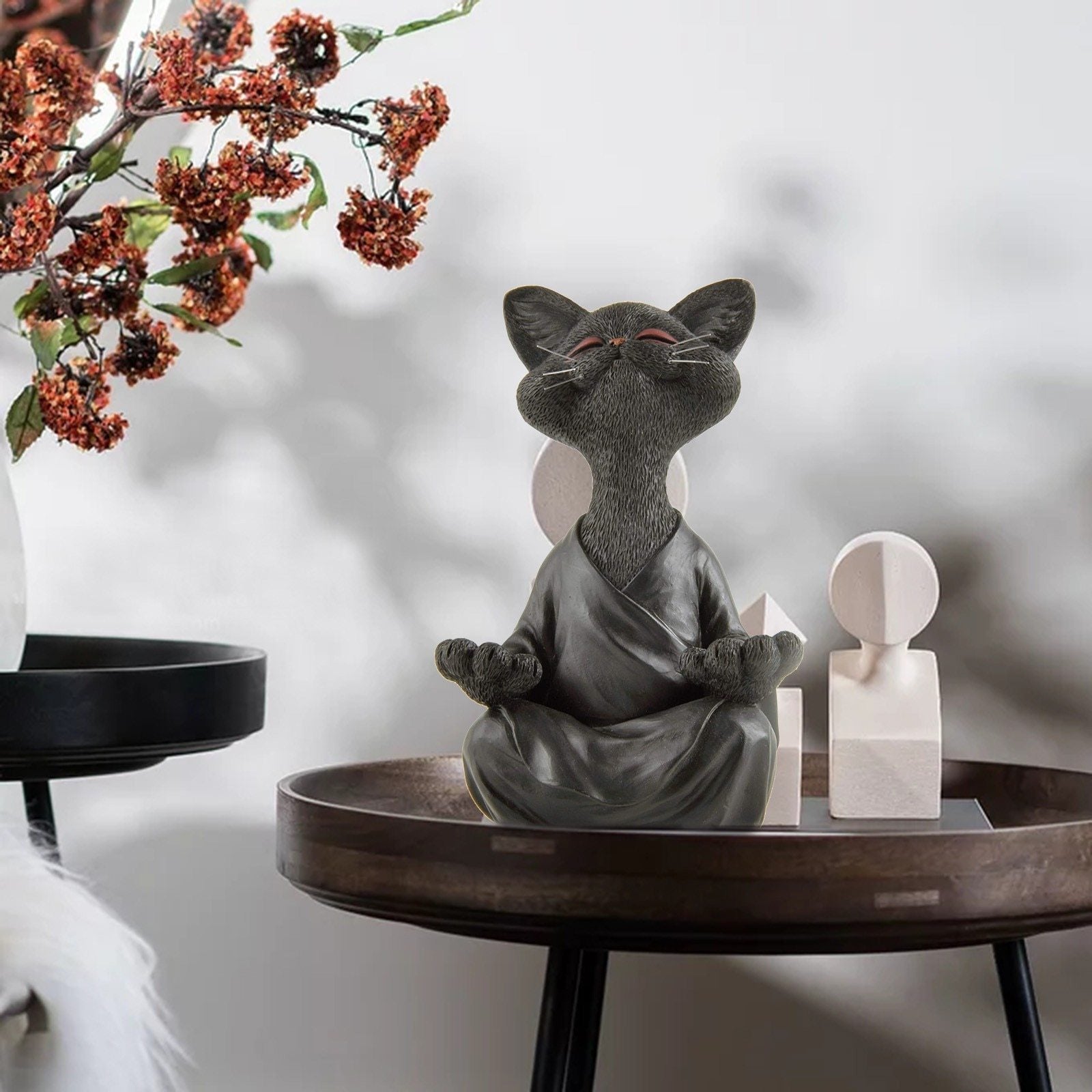 Sculpture de chat zen