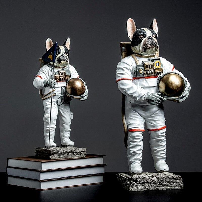 Statue de chien astronaute