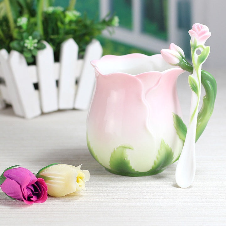 The pink rose floral tea cup with spoon