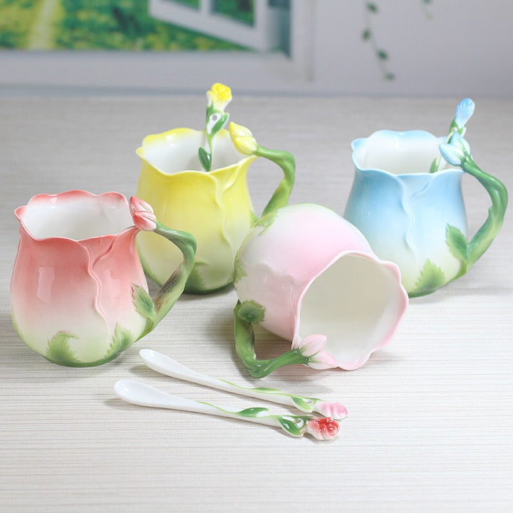 the rose floral tea cup with spoon