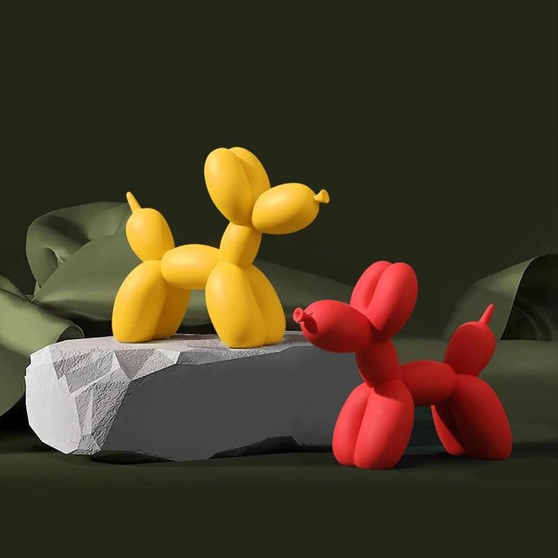 Escultura de perro globo